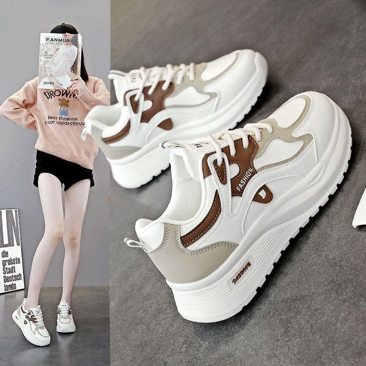 Damen Sportliche Sneakers mit leicht dämpfender Sohle und atmungsaktivem Obermaterial EB