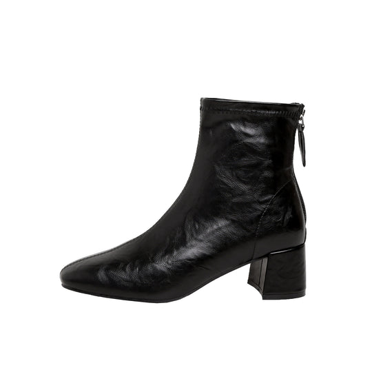 Damen Ankle Boots aus hochwertigem Leder mit modernem Design und bequemen Blockabsatz EB