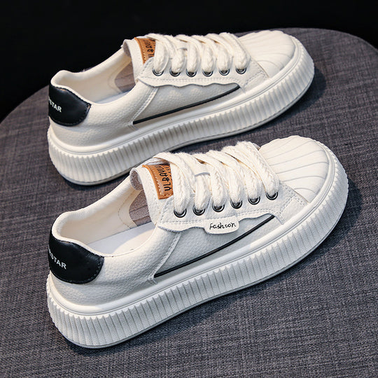 Damen Modische Sneakers mit strukturierter Oberflächenverarbeitung und bequemer Laufsohle EB
