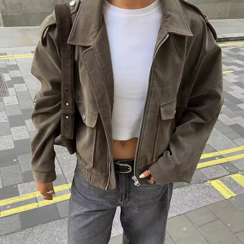Damen trendige Oversized-Cordjacke mit praktischen Taschen und modischen Schulterdetails EB