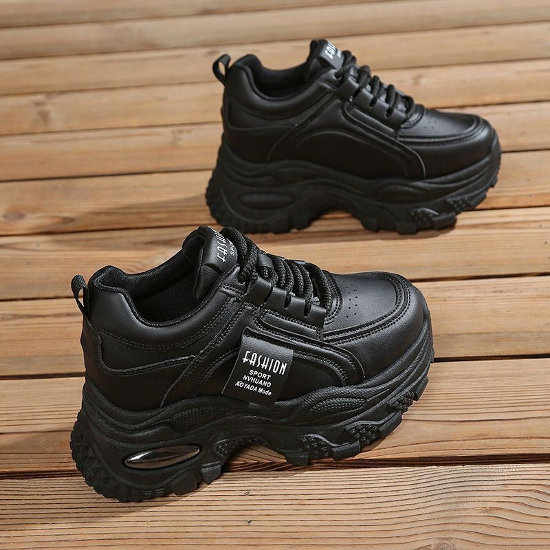 Damen Sportliche Chunky Sneakers mit gehobenem Komfort und trendiger Profilsohle EB