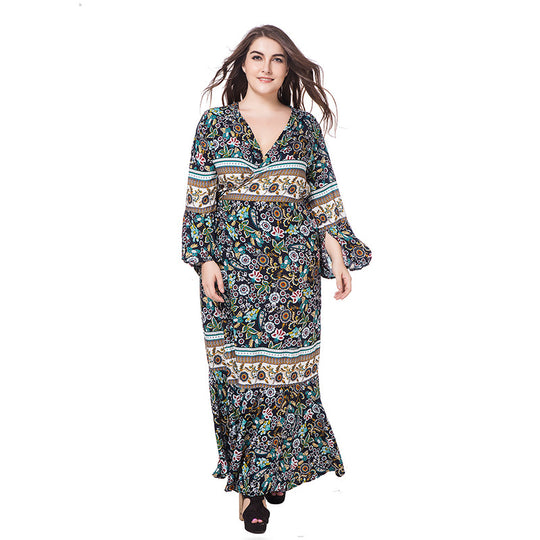 Damen Maxikleid mit kunstvollem floralen Design und leichten Rüschendetails EB