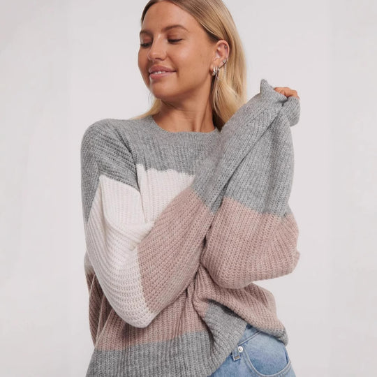 Damen gemütlicher Strickpullover mit modernem Muster und lässigem Schnitt EB