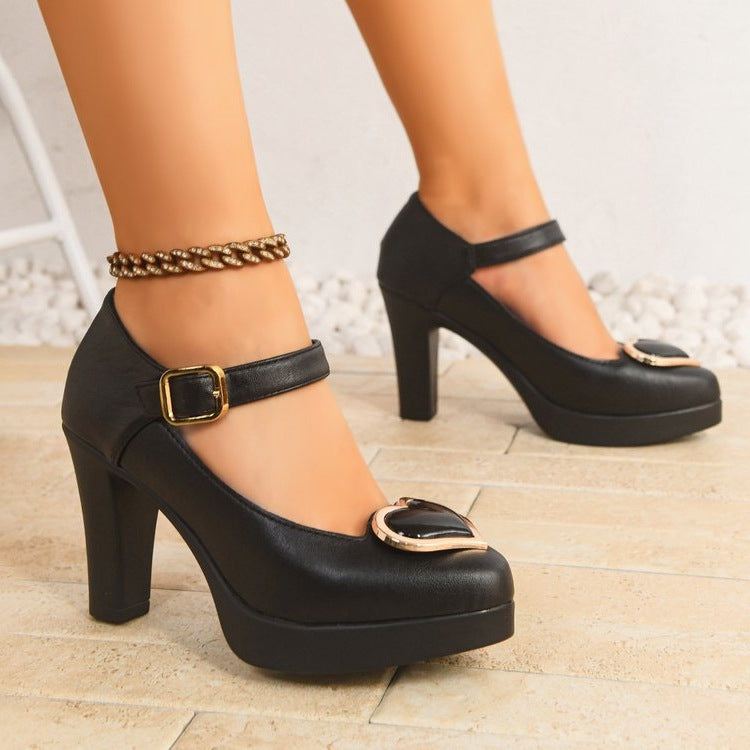 Damen Elegante Pumps mit modischem Riemchen und glamourösem Schnallen-Detail EB