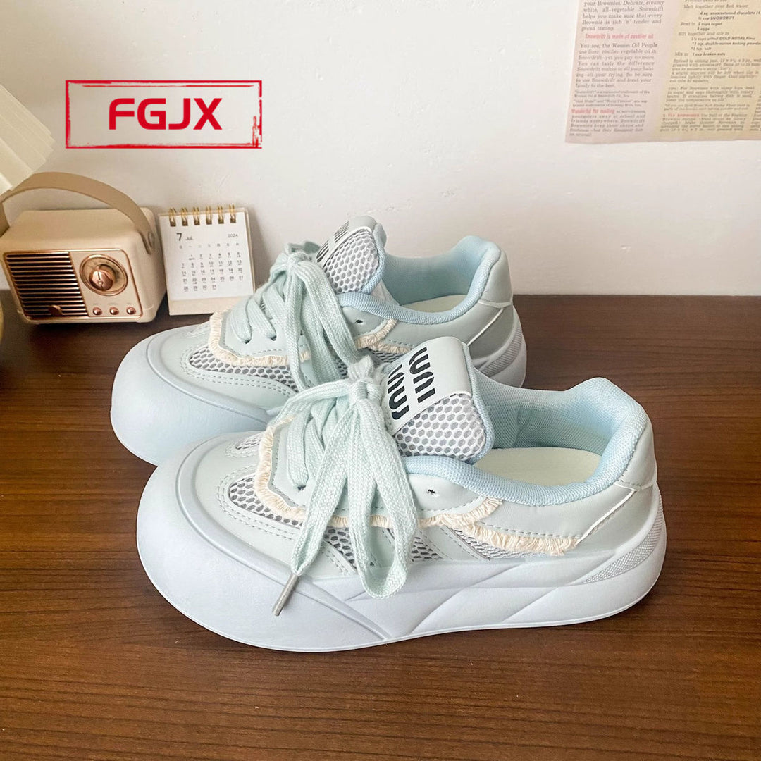 Damen Sportliche Sneakers mit atmungsaktivem Mesh und voluminöser Sohle EB