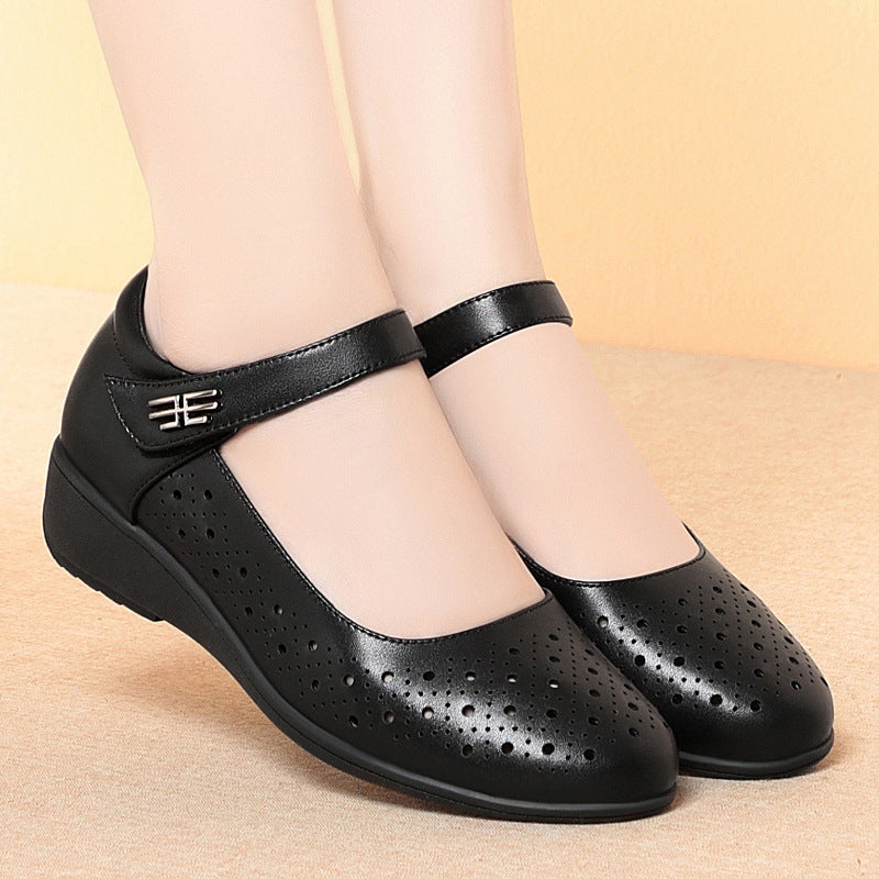 Damen Ballerinas mit verstellbarem Riemen und luftiger Lochoptik EB