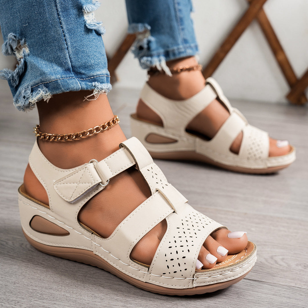 Damen bequeme Komfortsandalen mit atmungsaktiven Cut-Outs EB