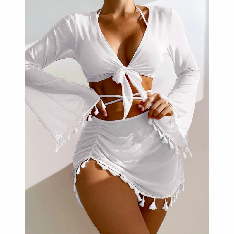Damen Strandoutfit mit eleganten Schnürdetails EB