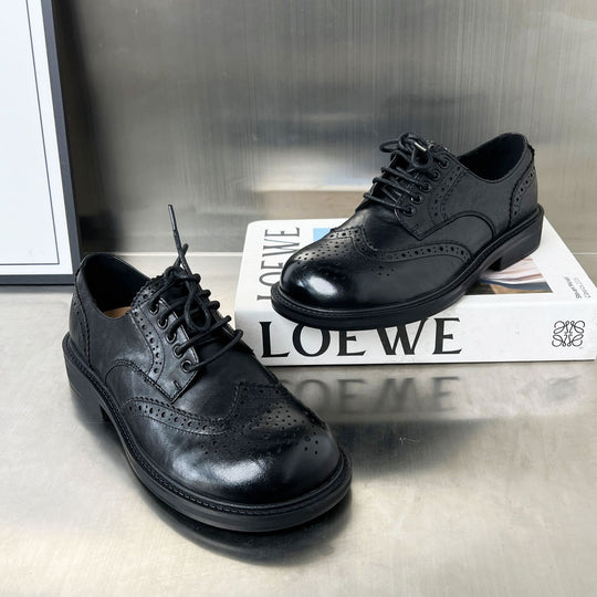 Damen elegante Brogues mit feinem Leder und klassischem Lochdesign EB