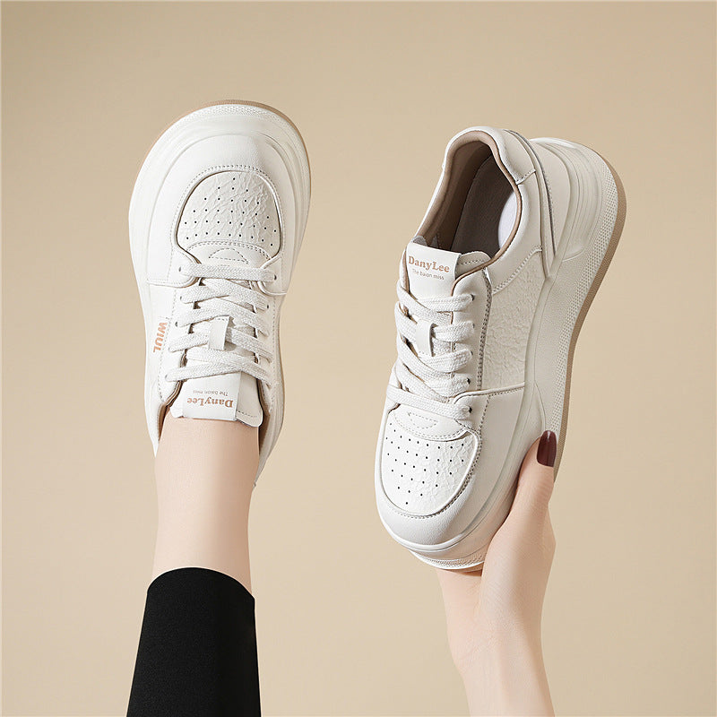 Damen Modische und komfortable Sneakers mit weicher Lederoberfläche EB