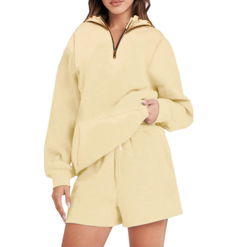 Damen lässiger Hoodie mit kurzem Schnitt und praktischen Taschen EB