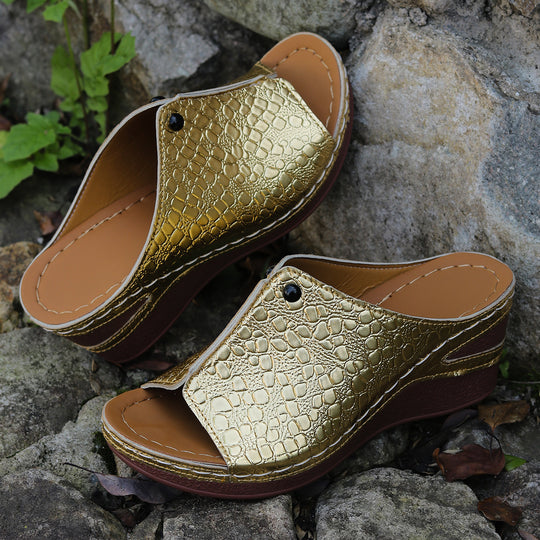 Damen Wedge-Pantoletten mit elegantem Krokodil-Look und komfortabler Sohle EB