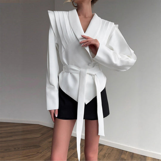 Damen Blazer mit hochmodernem Schnitt EB