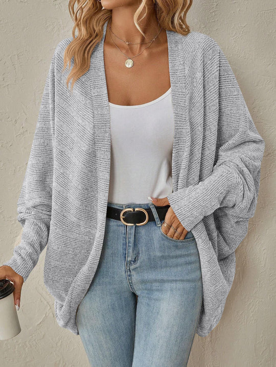 Damen Oversized Strickjacke mit großzügigem Schnitt und feiner Textur EB