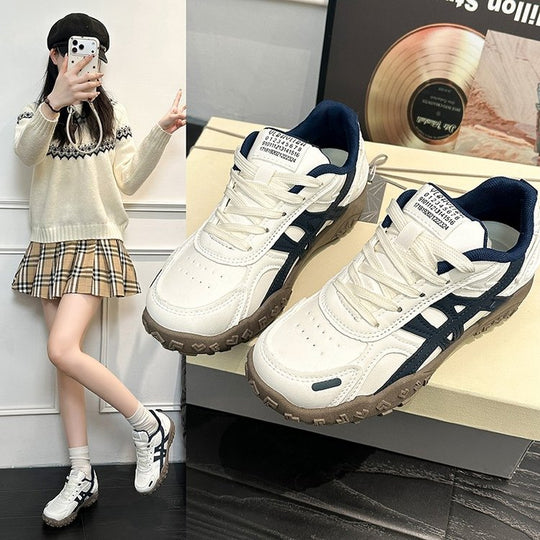 Damen Sportliche Sneaker mit rutschfester Gummisohle und atmungsaktiver Mesh-Oberfläche EB