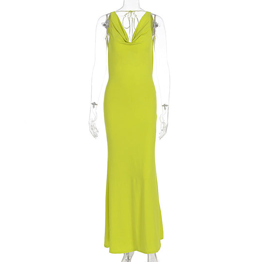 Damen Maxikleid mit tiefem Wasserfallausschnitt und figurumspielendem Schnitt EB