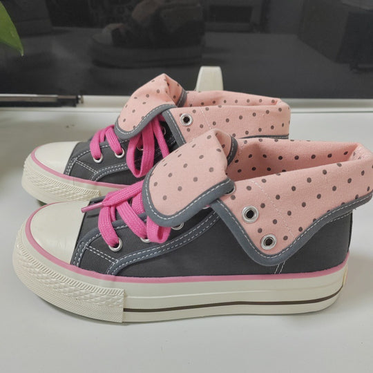 Damen Verspielte Sneakers mit abklappbarem Kragen und punktiertem Innenfutter EB
