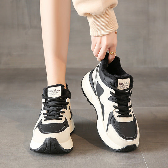 Damen Sportliche High-Top Sneakers mit kuscheligem Innenfutter und rutschfester Profilsohle EB