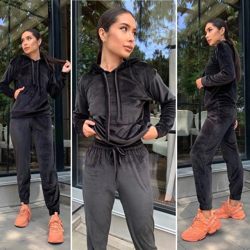 Damen Samt-Loungewear-Set mit kurz geschnittener Kapuzenjacke und Kordelzug-Jogginghose EB