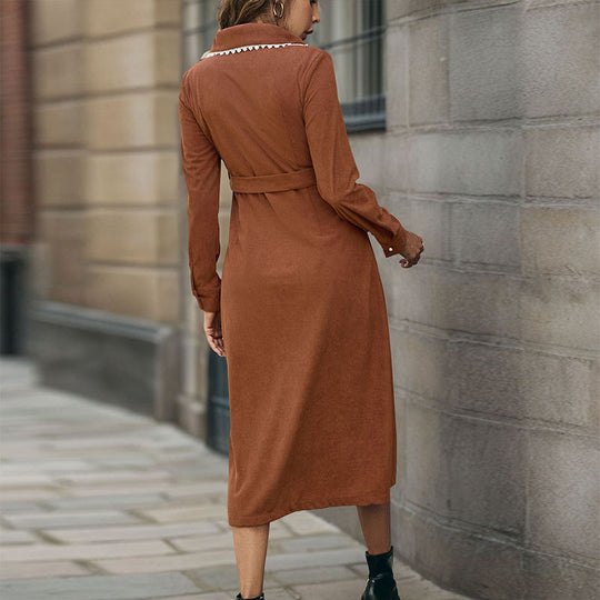 Damen Hemdkleid mit eleganter Knopfleiste und schickem Taillengürtel EB