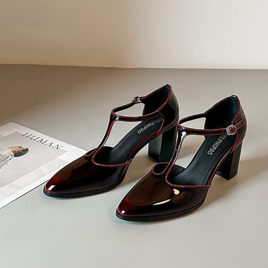 Damen Elegante T-Strap Pumps mit Blockabsatz EB