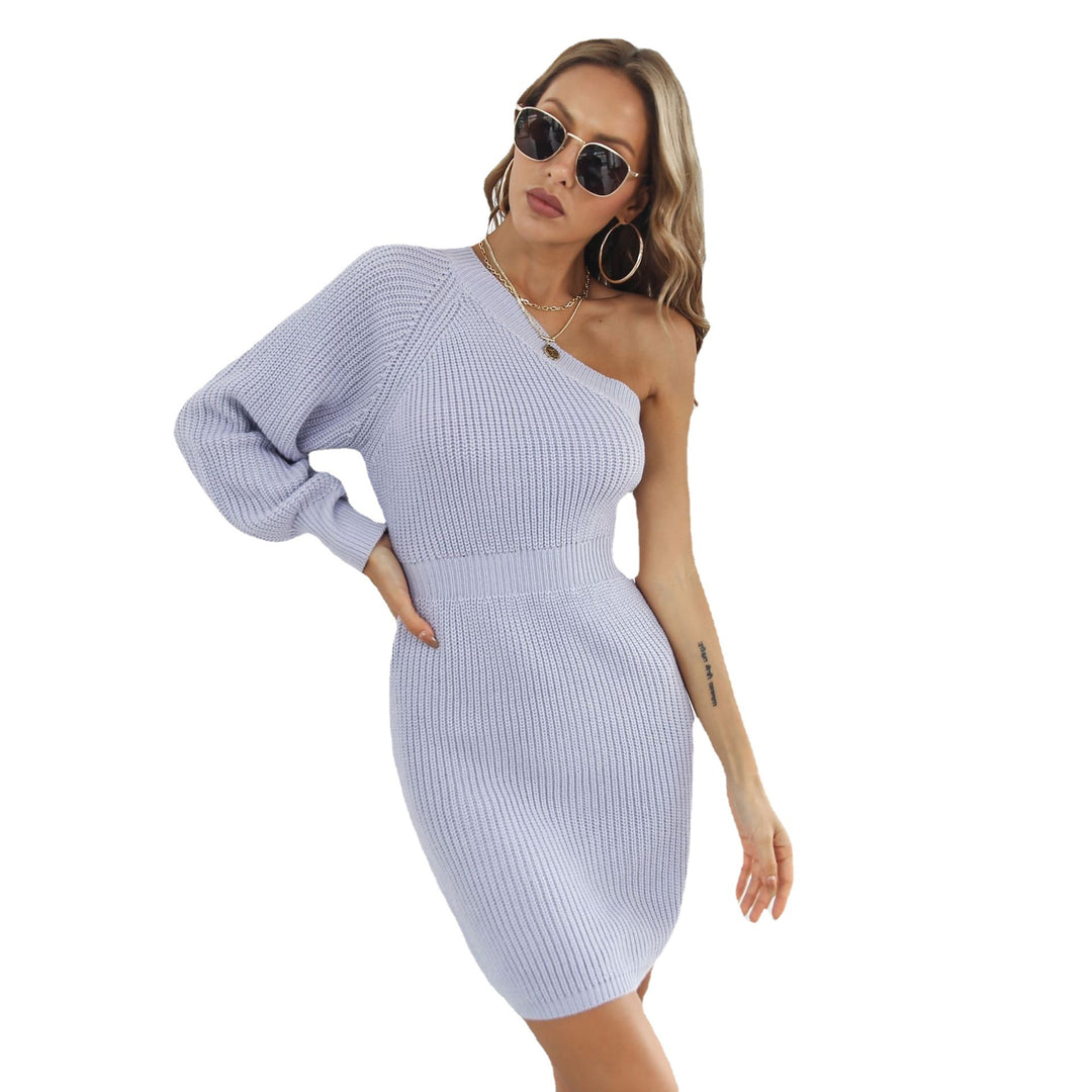 Damen Strickkleid mit asymmetrischem Schnitt und trendy Ein-Wellen-Design EB