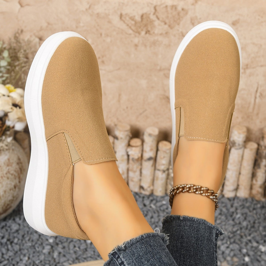 Damen Slip-On Sneakers mit atmungsaktiver Oberflächenstruktur und rutschfester Sohle EB