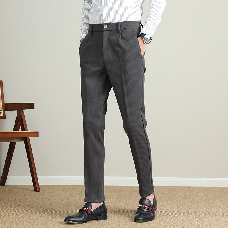Herren Moderne Business-Hose mit eleganter Nadelstreifenoptik EB