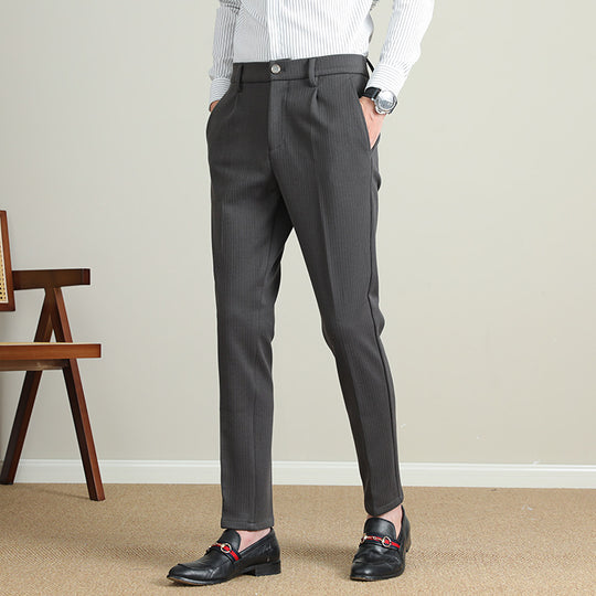 Herren Moderne Business-Hose mit eleganter Nadelstreifenoptik EB
