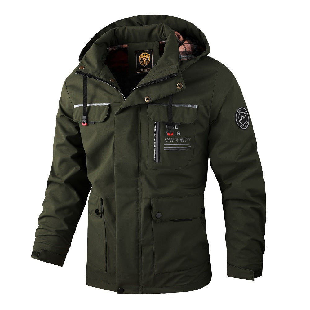 Herren Funktionaler Outdoorparka mit verstellbarer Kapuze, Brusttasche und reflektierenden Details EB
