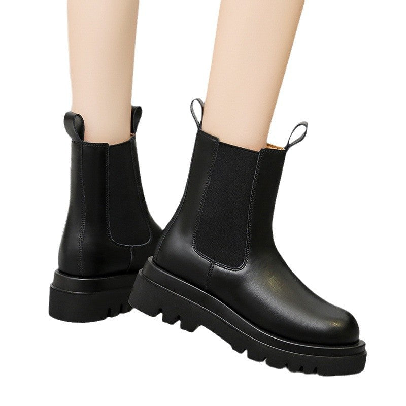 Damen  Chelsea-Boots mit elastischem Einsatz und markanter Profilsohle EB