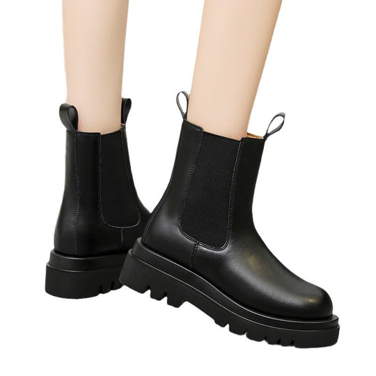 Damen  Chelsea-Boots mit elastischem Einsatz und markanter Profilsohle EB