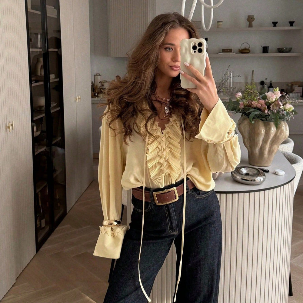 Damen elegantes Blusenshirt mit rüschenverzierten Details und schickem Ausschnitt EB