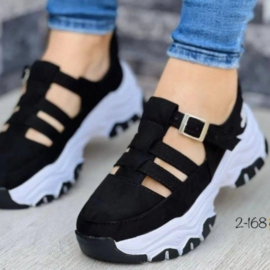 Damen  Plateau-Sneaker mit Riemchenverschluss und gepolsterter Komfortsohle EB