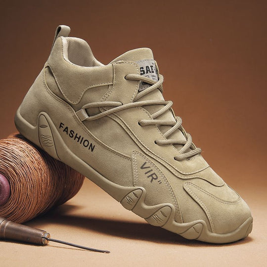 Damen Sportliche Sneaker mit profiliertem Sohlenprofil EB