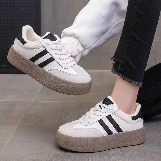 Damen Sportliche Sneakers mit gepolsterter Sohle und strapazierfähigem Design EB