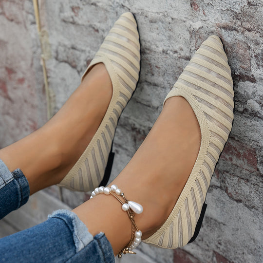 Damen spitze Ballerinas mit strukturiertem Obermaterial EB