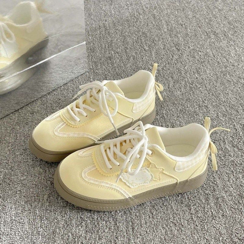 Damen Trendige Sneakers mit sportlich-elegantem Design und bequemer Sohle EB