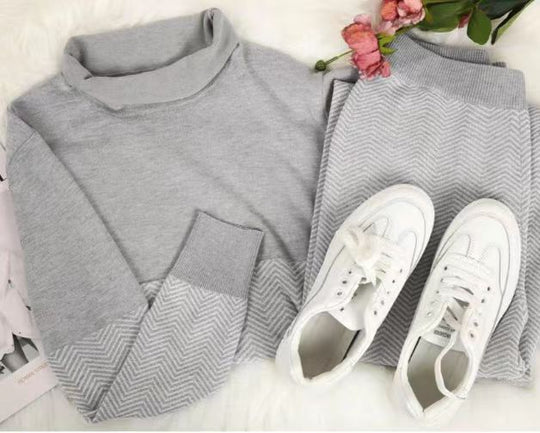 Damen Loungewear-Set mit hoher Kragen und strukturiertem Muster EB