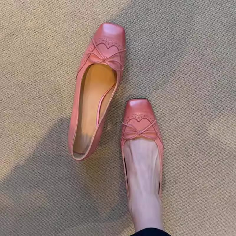 Damen elegante Pumps mit modischem Schleifenakzent und komfortablem Blockabsatz EB