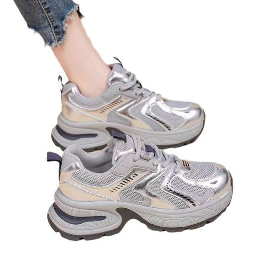 Damen Sportliche Sneakers mit reflektierenden Elementen und dämpfender Sohle EB