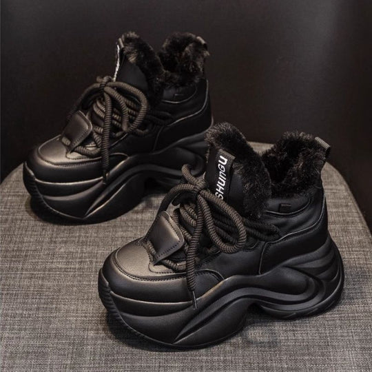 Damen Winter-Sneaker mit kuscheligem Innenfutter und rutschfester Sohle EB