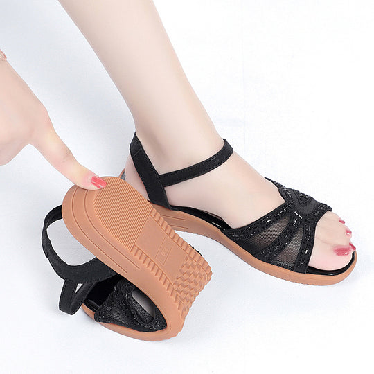 Damen Elegante Sandalen mit modischem Riemen und zierlichem Design EB