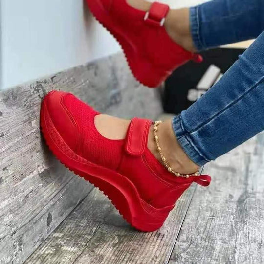 Damen Sneakers mit verstellbarem Klettverschluss und atmungsaktiver Mesh-Oberfläche EB