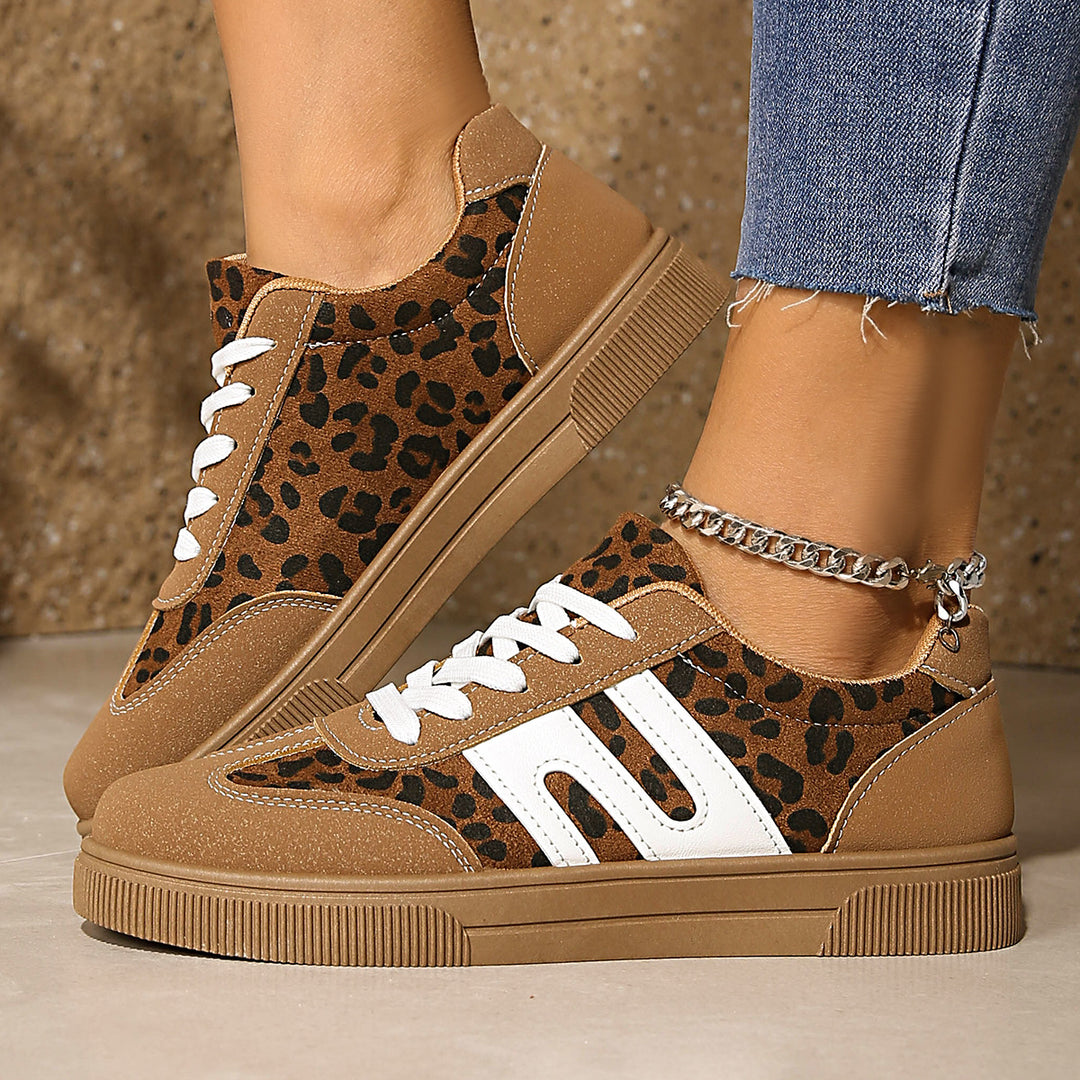 Damen Sneakers im eleganten Leo-Design mit abriebfester Sohle und atmungsaktiver Konstruktion EB