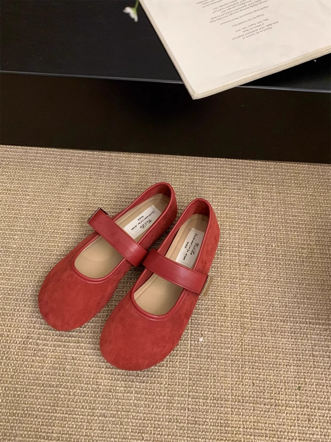 Damen Ballettschuhe mit elegantem Riemen und bequemer Sohle EB