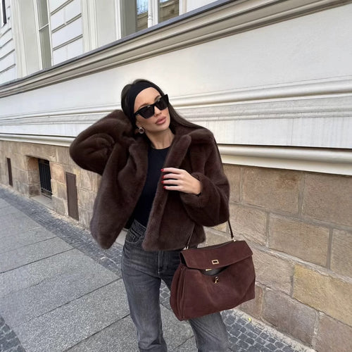 Damen Kunstpelzjacke mit elegantem Kragen und modischem Schnitt EB
