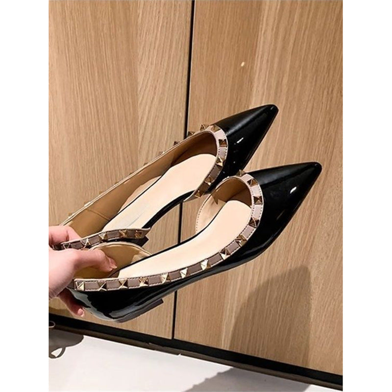 Damen spitze Pumps mit dekorativen Nieten EB