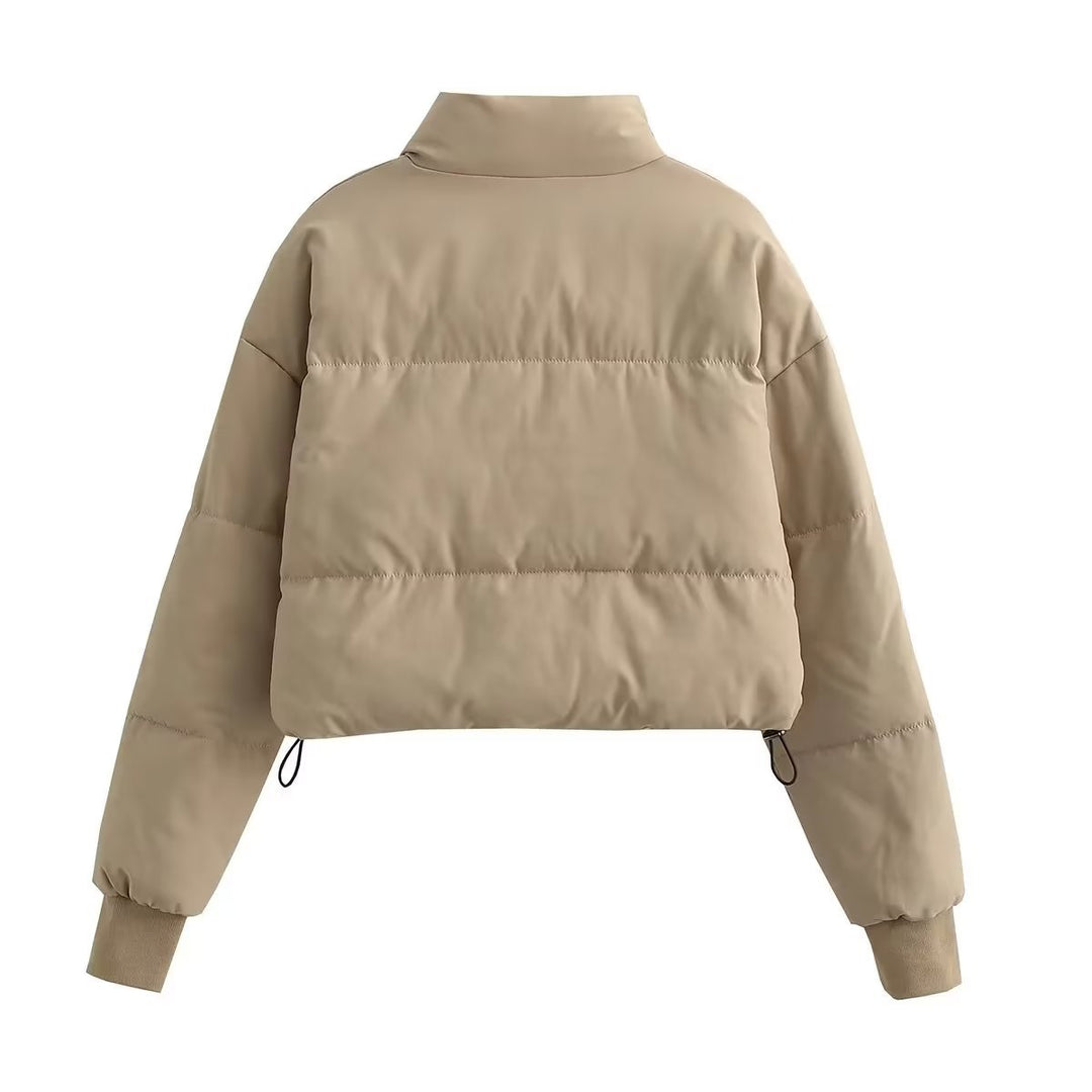 Damen cropped Steppjacke mit hochschließendem Kragen und praktischen Reißverschlusstaschen EB