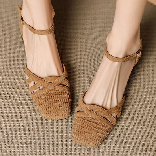 Damen Elegante Ballerinas mit geflochtener Struktur und verstellbarem Riemen EB